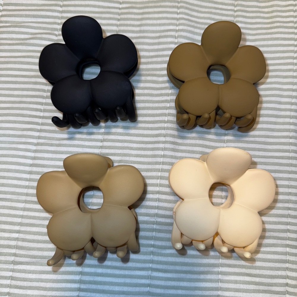 Set of 4 Hairclips